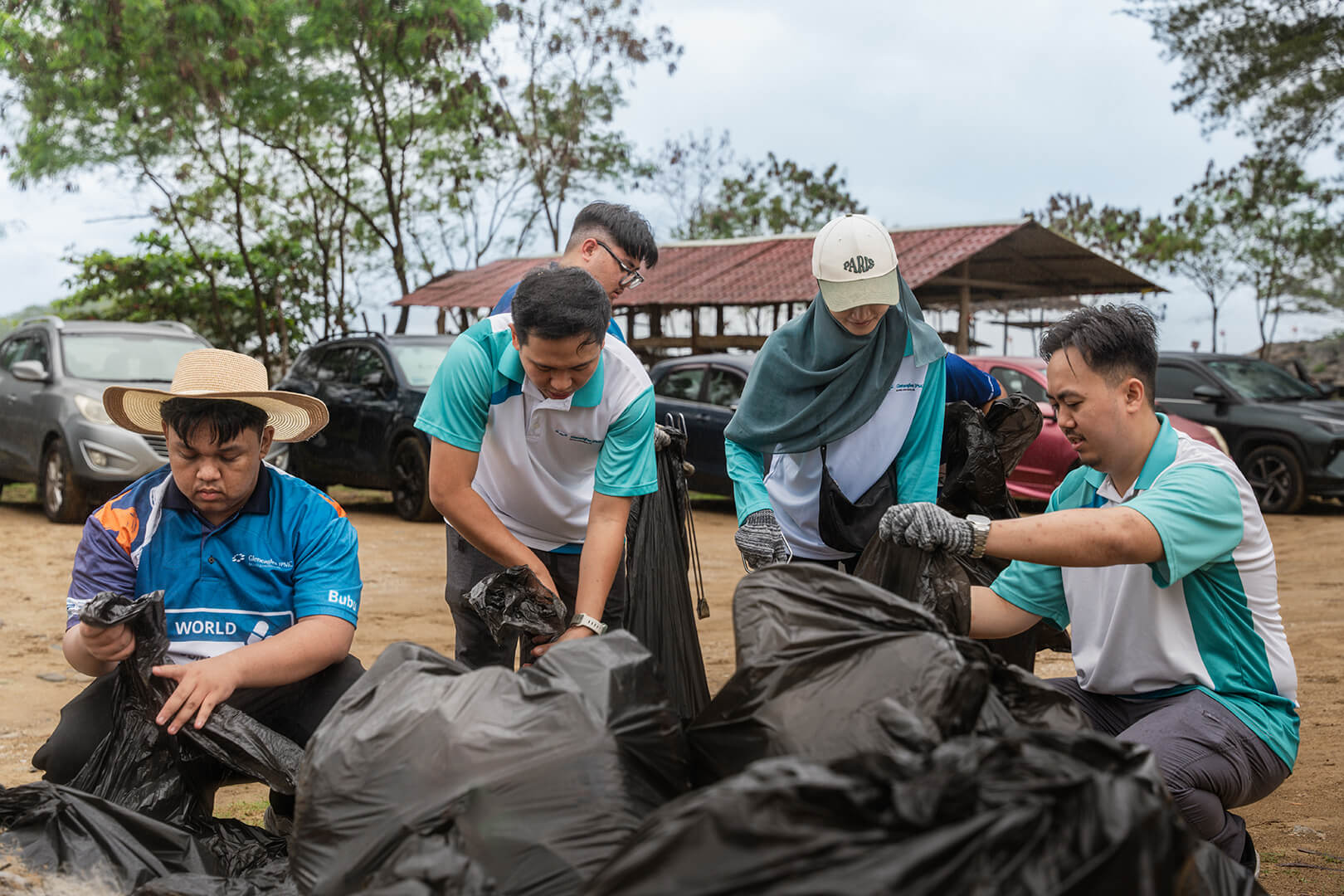 Gleneagles JPMC Embarks on First Ever Beach Clean-Up Initiative, Strengthening Commitment to Sustainability